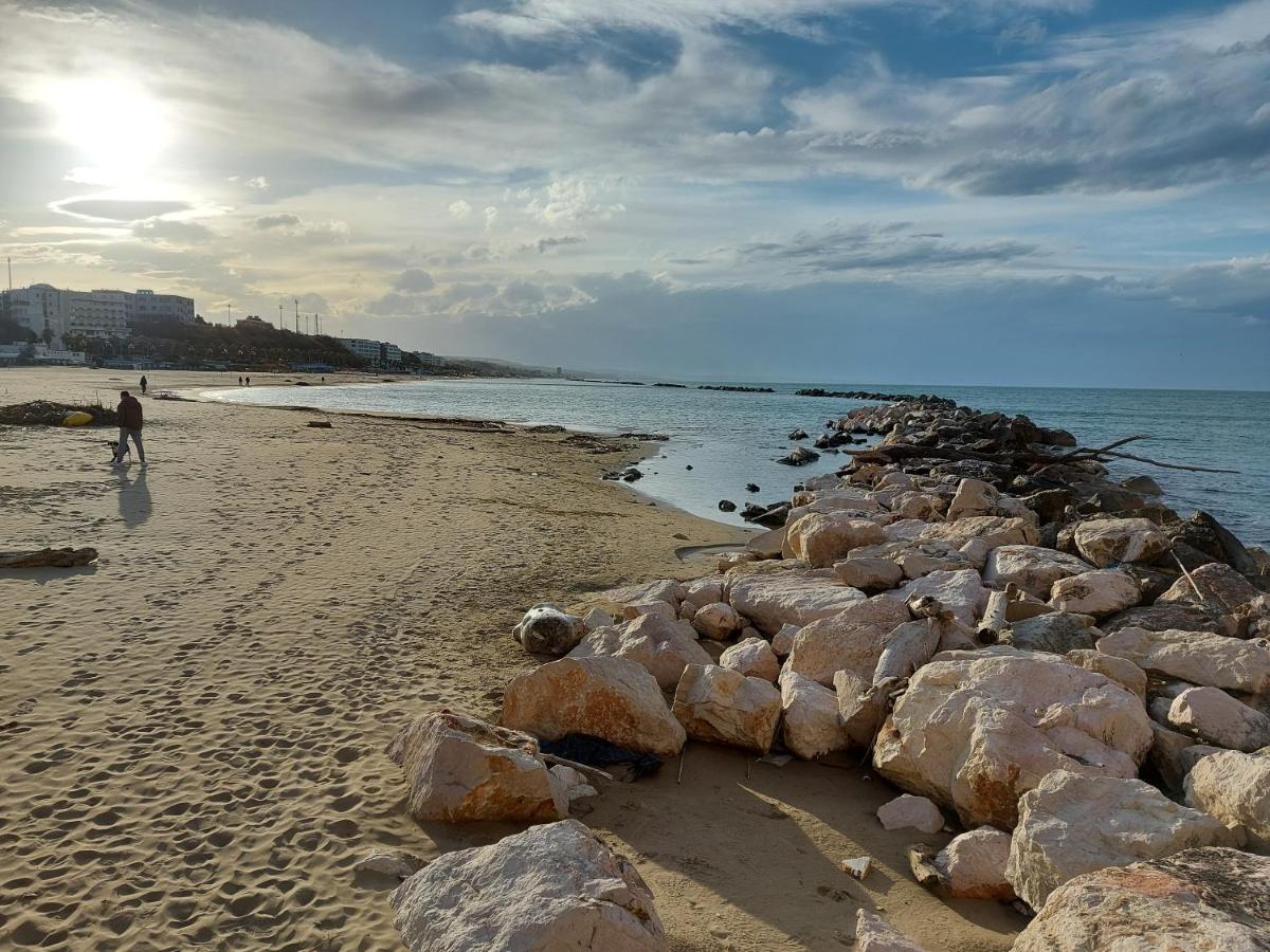 I Tre Marchi Rooms Camera Sabbia Termoli Eksteriør bilde